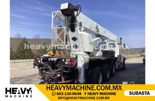 Grúa Titán 2008 STERLING L9500