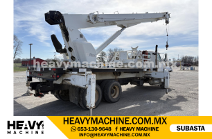 Grúa Titán 2008 STERLING LT9500