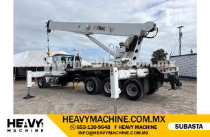 Grúa Titán 2011 PETERBILT 365