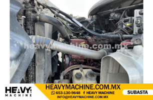 Grúa Titán 2012 FREIGHTLINER M2106