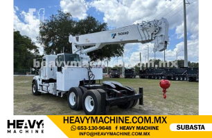 Grúa Titán 2012 FREIGHTLINER 114