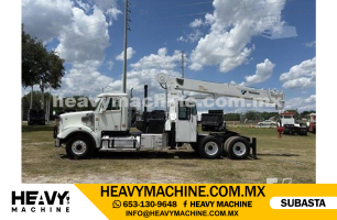 Grúa Titán 2012 FREIGHTLINER 114