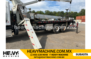 Grúa Titán 2012 PETERBILT 348 8x4