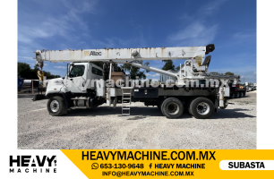  2013 FREIGHTLINER 108SD
