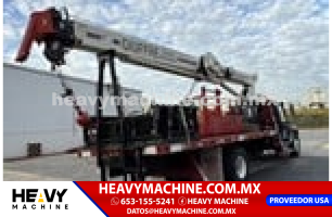 Grúa Titán 2013 FREIGHTLINER BUSINESS CLASS M2 106