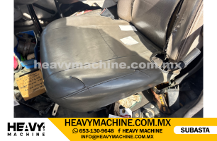 Grúa Titán 2013 FREIGHTLINER M2