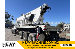 Grúa Titán 2013 PETERBILT 365