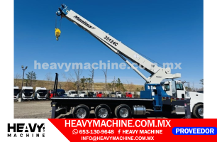 Grúa Titán 2013 PETERBILT 367