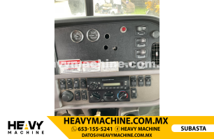 Grúa Titán 2013 Peterbilt 367