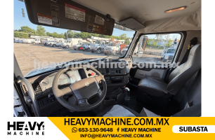 Grúa Titán 2013 VOLVO VHD