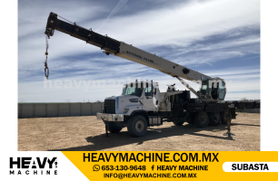 Grúa Titán 2014 FREIGHTLINER 108SD