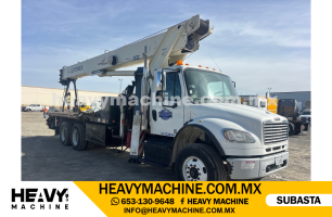 Grúa Titán 2014 FREIGHTLINER M2106