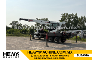 Grúa Titán 2014 PETERBILT 365