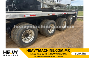 Grúa Titán 2015 PETERBILT 365