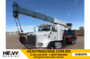 Grúa Titán 2015 PETERBILT 365