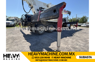 Grúa Titán 2015 PETERBILT 365