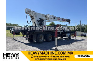 Grúa Titán 2015 PETERBILT 365