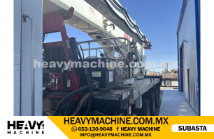 Grúa Titán 2015 PETERBILT 365