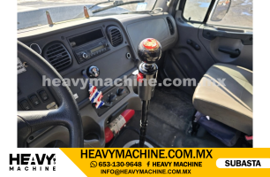 Grúa Titán 2016 FREIGHTLINER 108