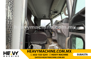 Grúa Titán 2017 PETERBILT 365