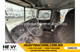 Grúa Titán 2017 PETERBILT 365