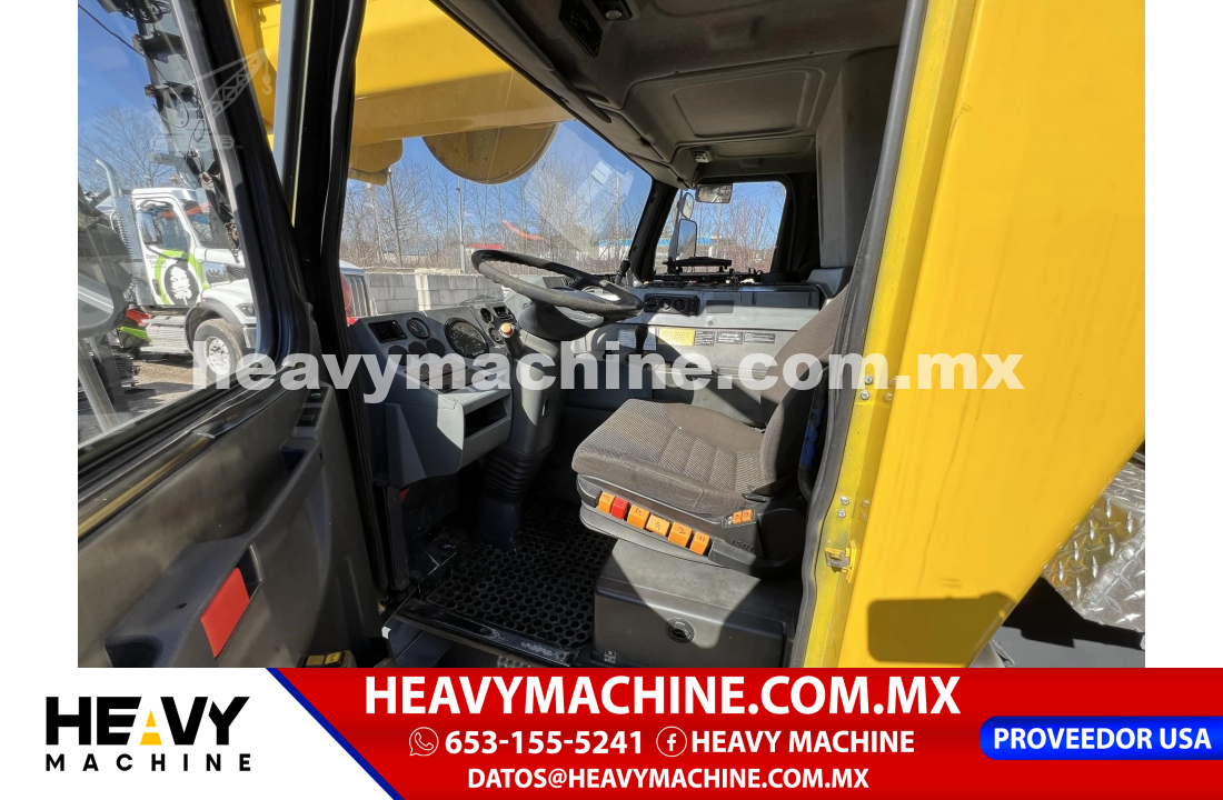 Grúa Todo terreno 2006 Grove GMK3055