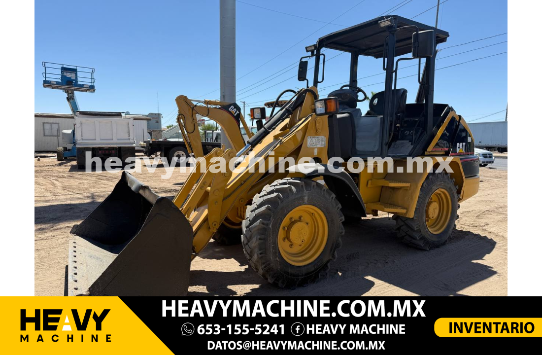 Maquinaria Pesada Cargador frontal 2001 Caterpillar 906