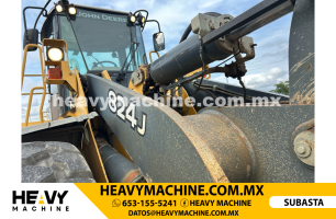 Maquinaria Pesada Cargador frontal 2006 John Deere 824J