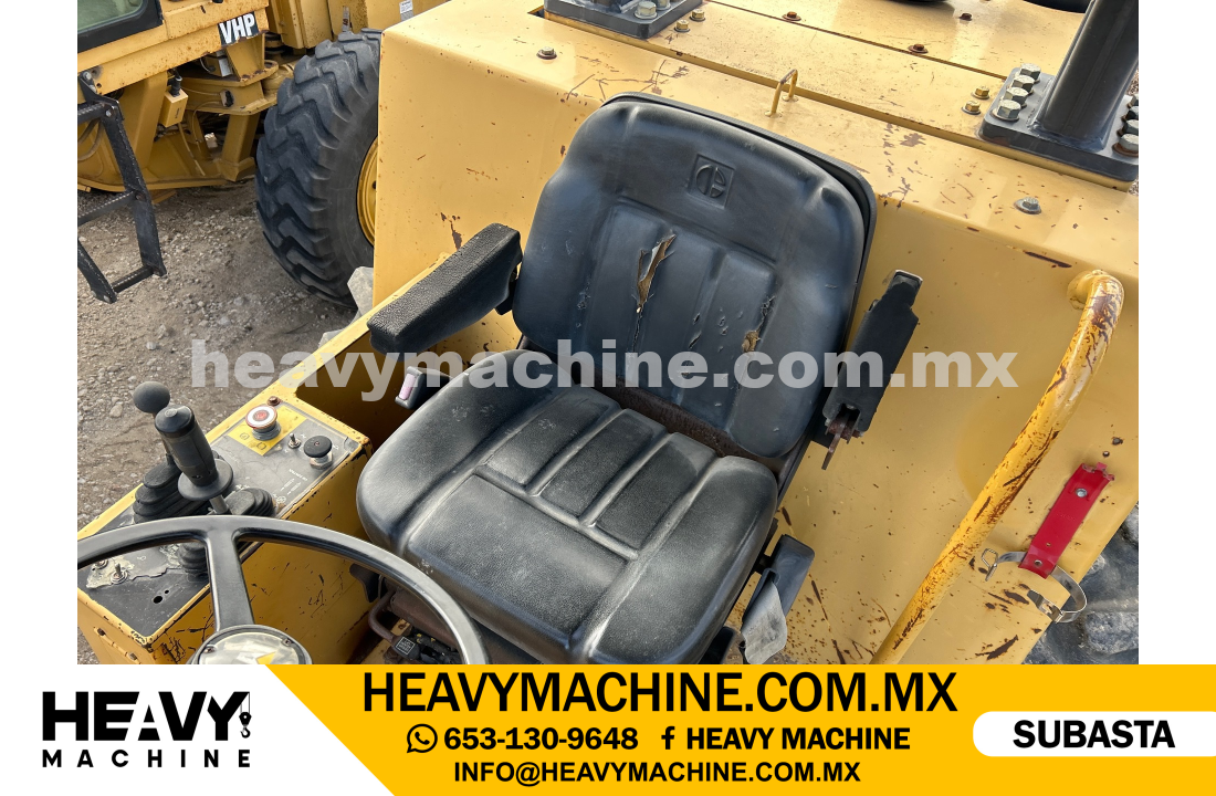 Maquinaria Pesada Compactadora 1998 CAT CP-563C
