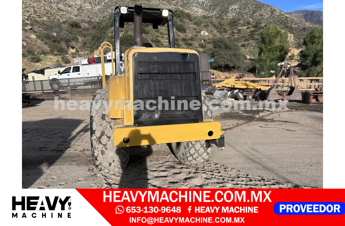 Maquinaria Pesada Compactadora 2000 CAT CS-563D