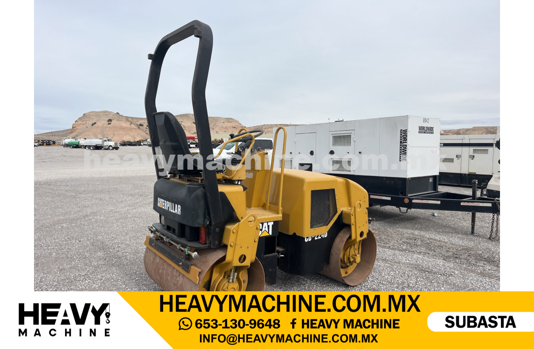 Maquinaria Pesada Compactadora 2002 CAT CB224D