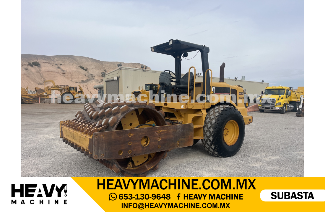 Maquinaria Pesada Compactadora 2002 CAT CP-563D
