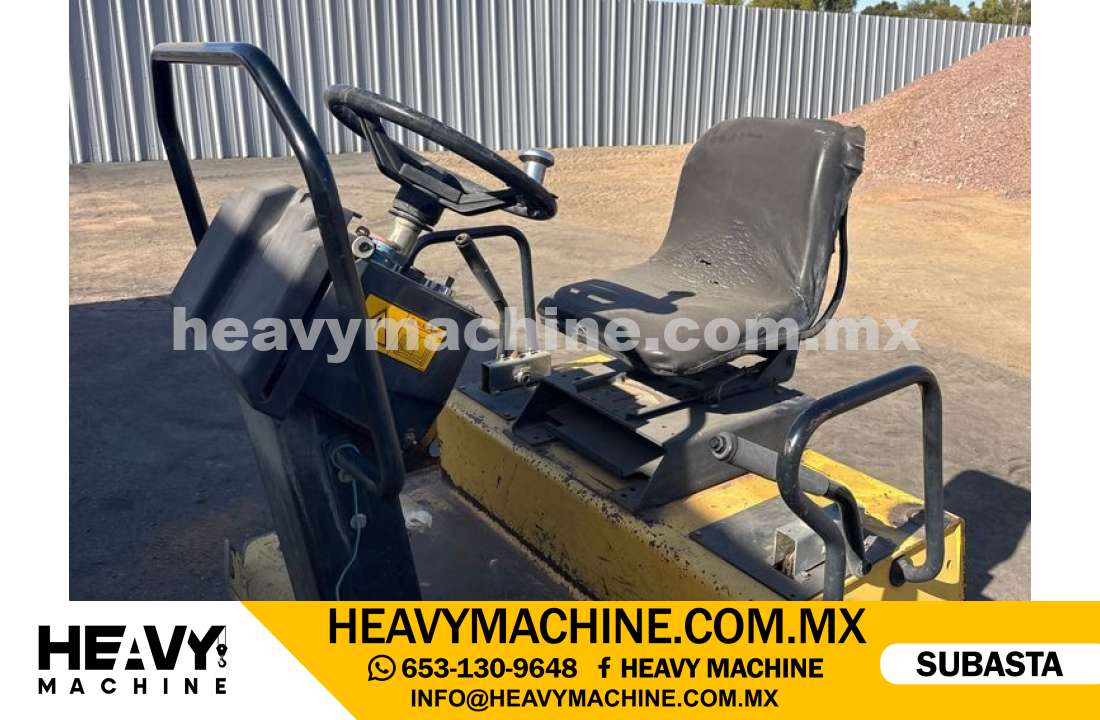 Maquinaria Pesada Compactadora 2003 DYNAPAC CC122