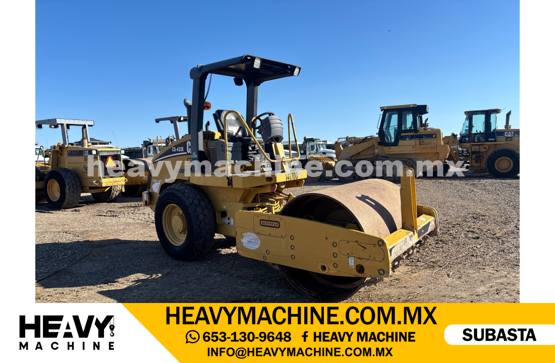 Maquinaria Pesada Compactadora 2005 CAT CS-433E