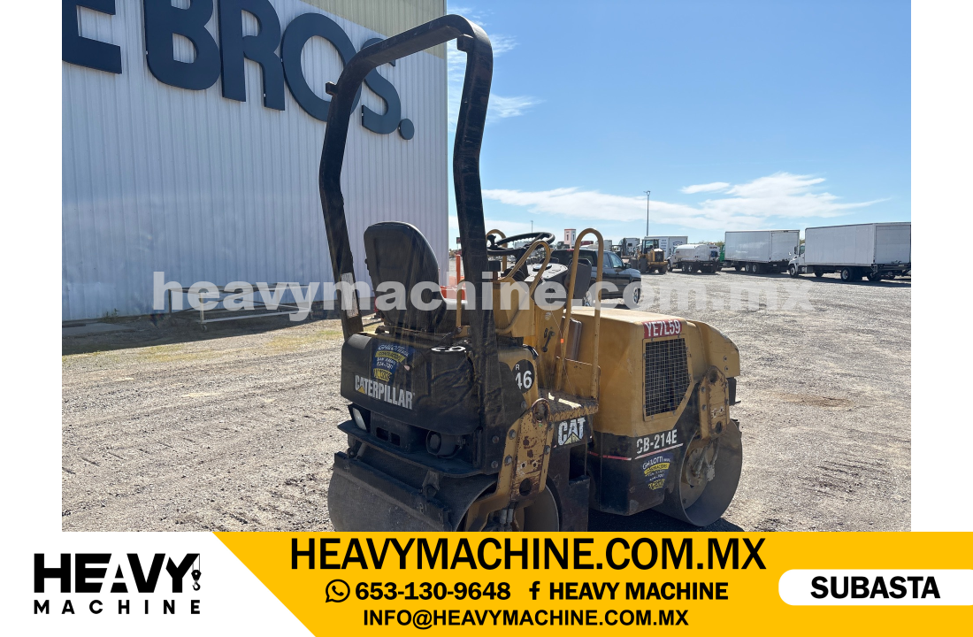 Maquinaria Pesada Compactadora 2007 CAT CB-214E