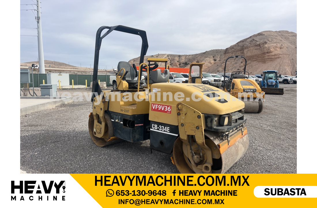 Maquinaria Pesada Compactadora 2007 CAT CB-334E