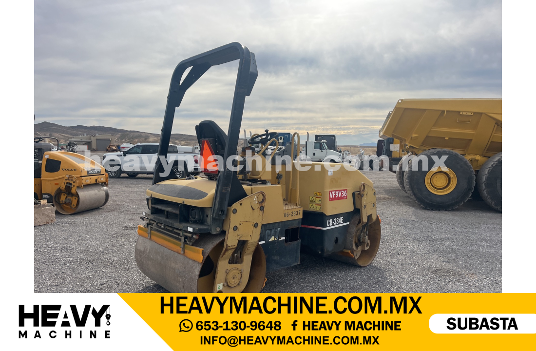 Maquinaria Pesada Compactadora 2007 CAT CB-334E