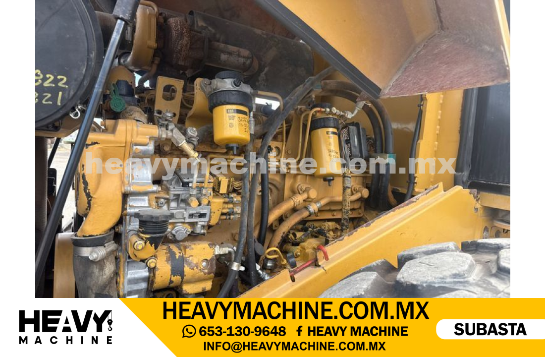Maquinaria Pesada Compactadora 2007 CAT CS563