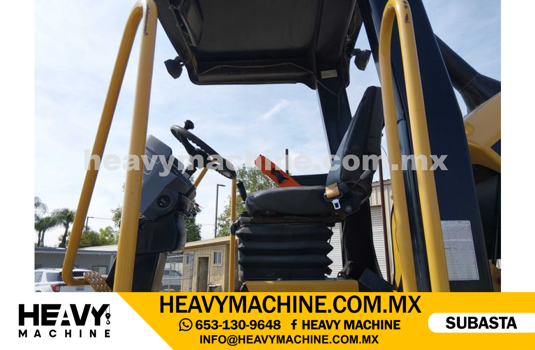 Maquinaria Pesada Compactadora 2011 CAT CS-56