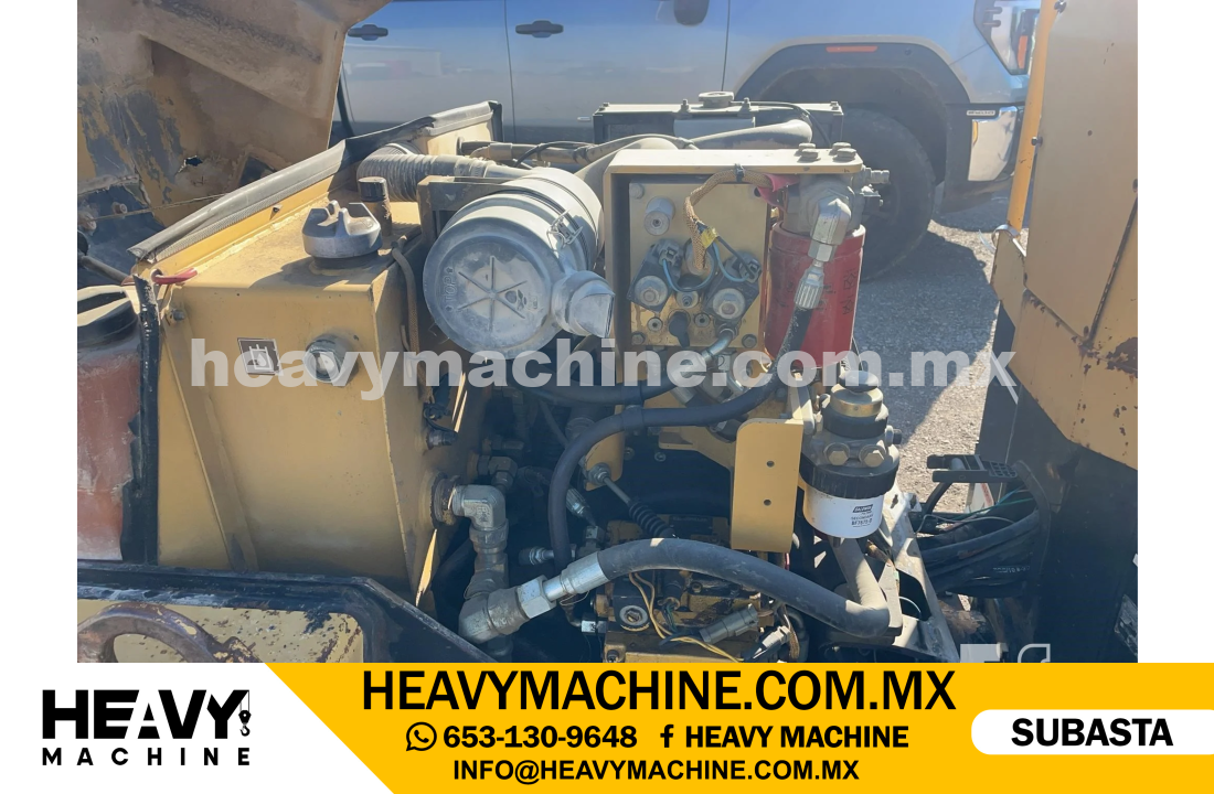Maquinaria Pesada Compactadora CAT CB-224D