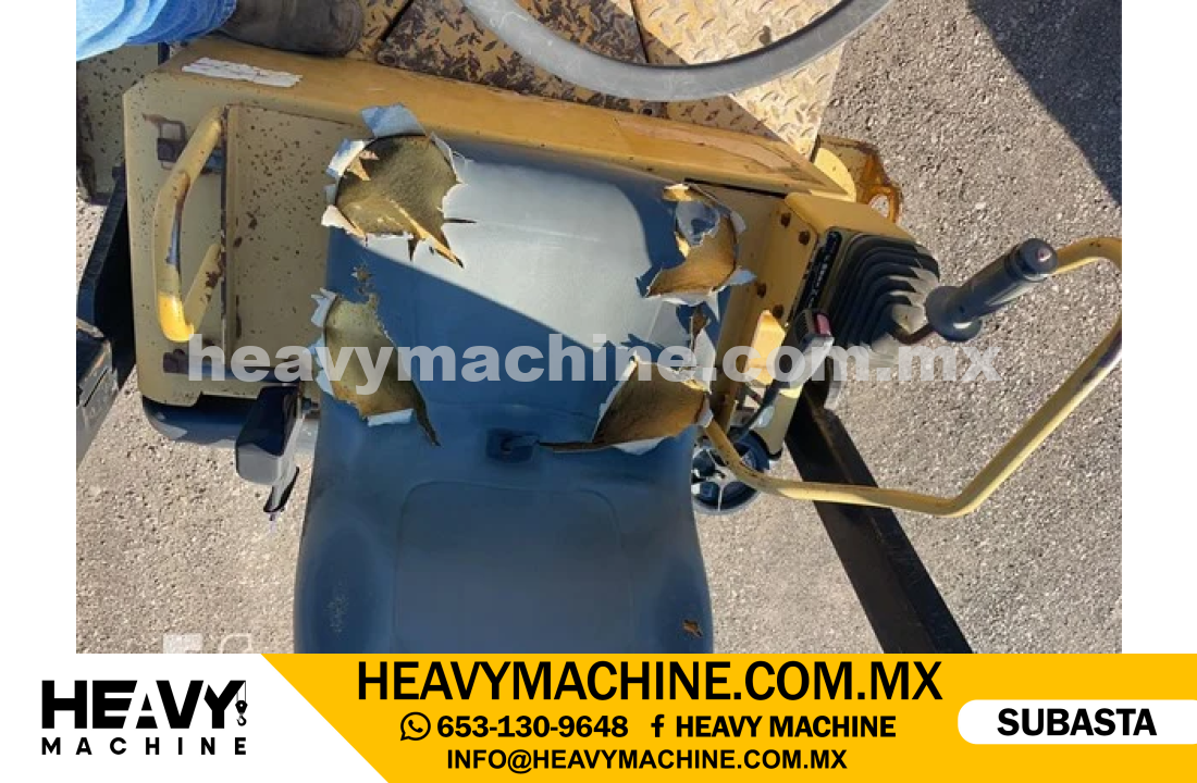 Maquinaria Pesada Compactadora CAT CB-224D