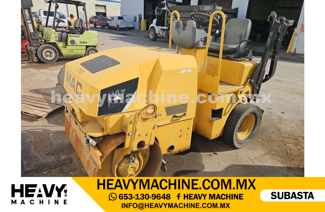 Maquinaria Pesada Compactadora CAT CC24