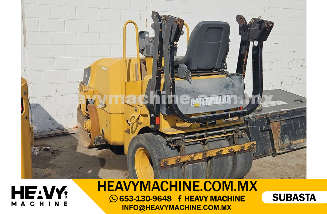 Maquinaria Pesada Compactadora CAT CC24