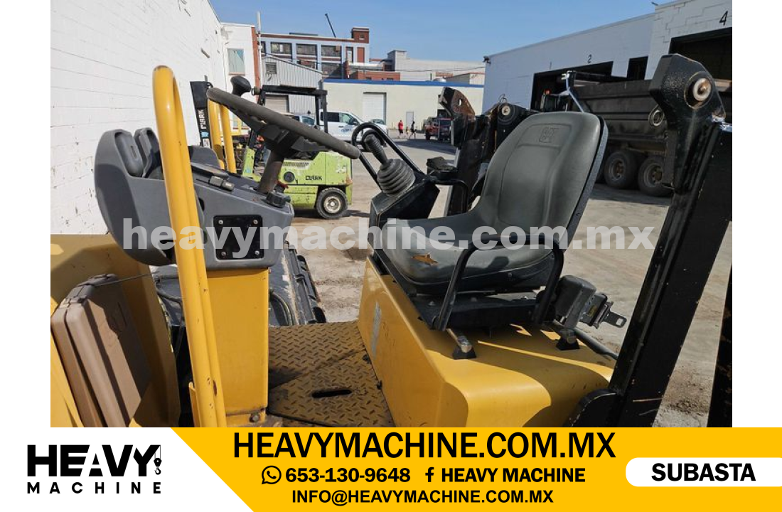 Maquinaria Pesada Compactadora CAT CC24