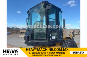 Maquinaria Pesada Compactadora 2007 CAT CS563