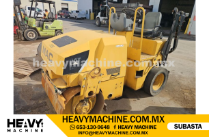 Maquinaria Pesada Compactadora CAT CC24