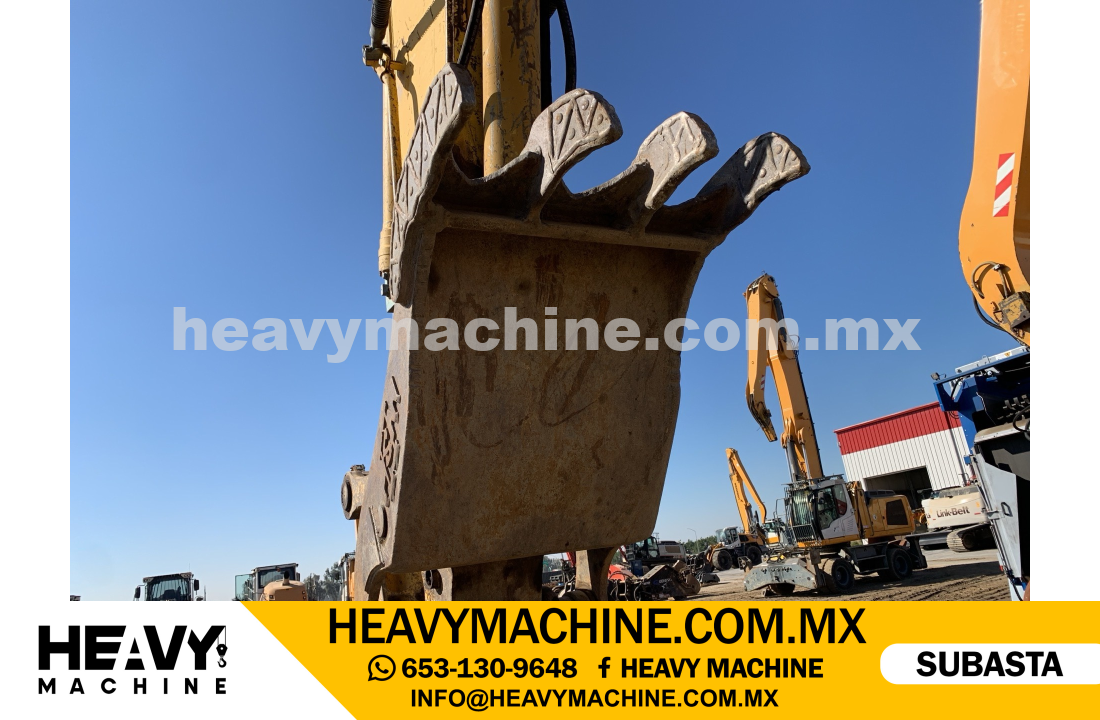 Maquinaria Pesada Excavadora 2005 KOMATSU PC300LC-7