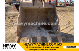 Maquinaria Pesada Excavadora 2005 KOMATSU PC300LC-7