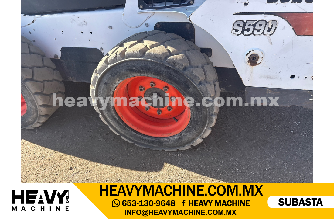 Maquinaria Pesada Mini Cargador 2014 BOBCAT S590