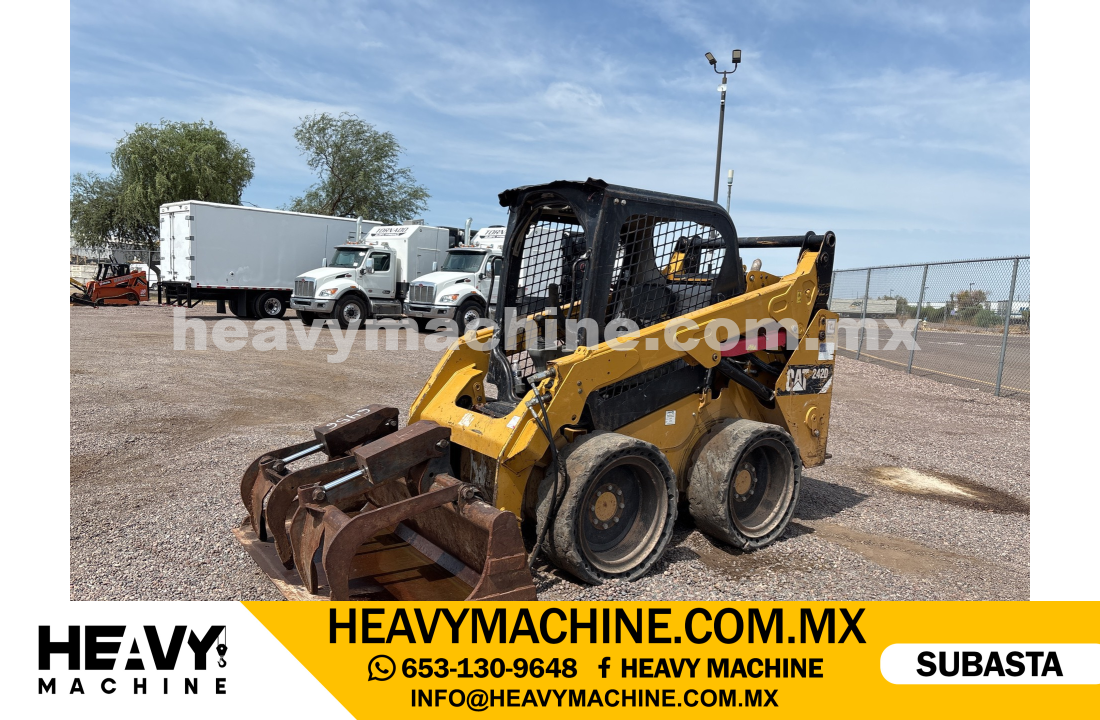 Maquinaria Pesada Mini Cargador 2014 CAT 242D